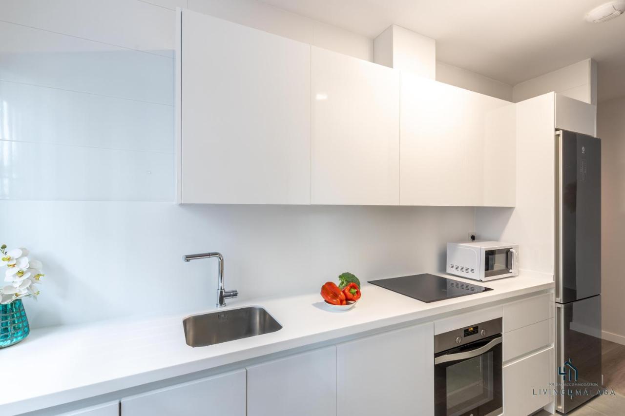 Living4Malaga Pacific Terrace Apartment Kültér fotó