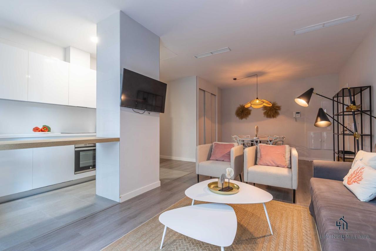 Living4Malaga Pacific Terrace Apartment Kültér fotó