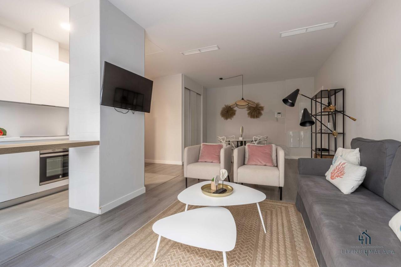 Living4Malaga Pacific Terrace Apartment Kültér fotó